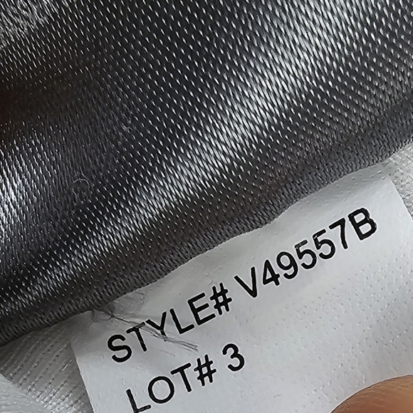 VINCE CAMUTO‎ SWIM One-Piece Off Shoulders Bathing Suit Striped Black White Sz 6 - Picture 14 of 16